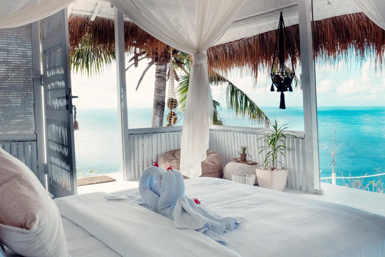 Tropical Glamping Nusa Penida - Private Romantic Seaside Bungalow Diamond Beach Pelilit Exterior photo